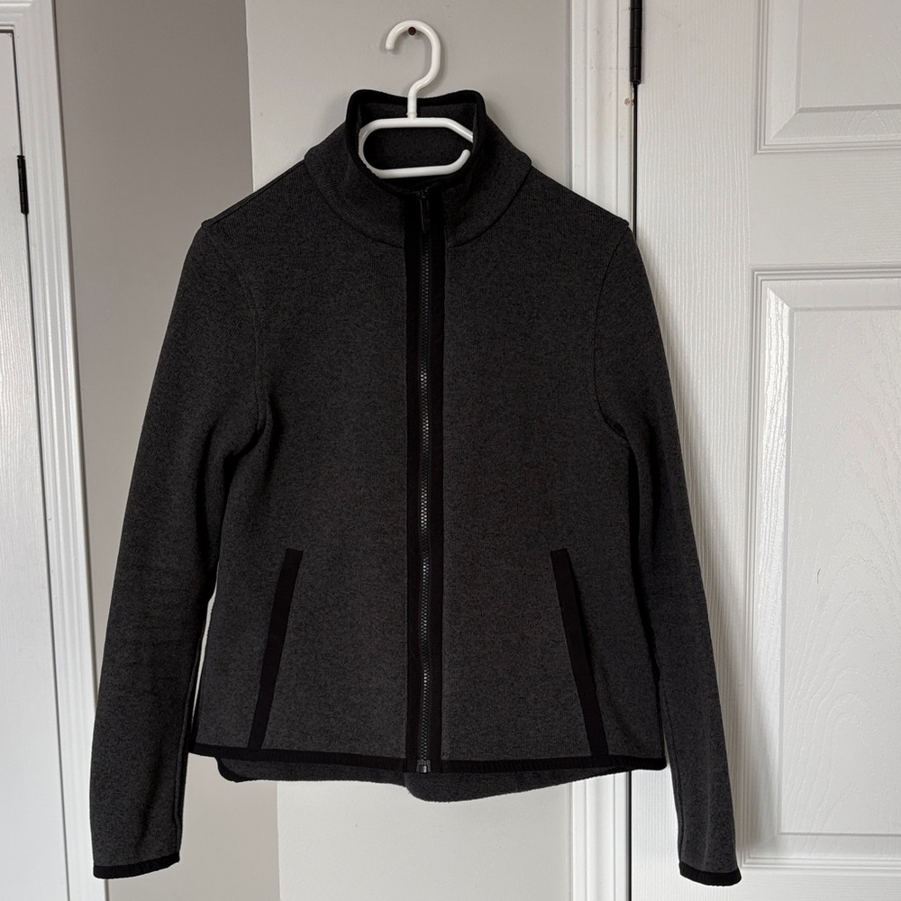 Lululemon It’s Fleecing Cold Full Zip Sweater Jacket Womens Size 6
